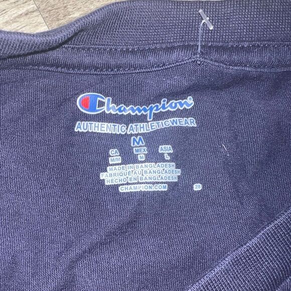 NWOT Champion Auburn Embroidered T-shirt Sz M - Picture 3 of 5